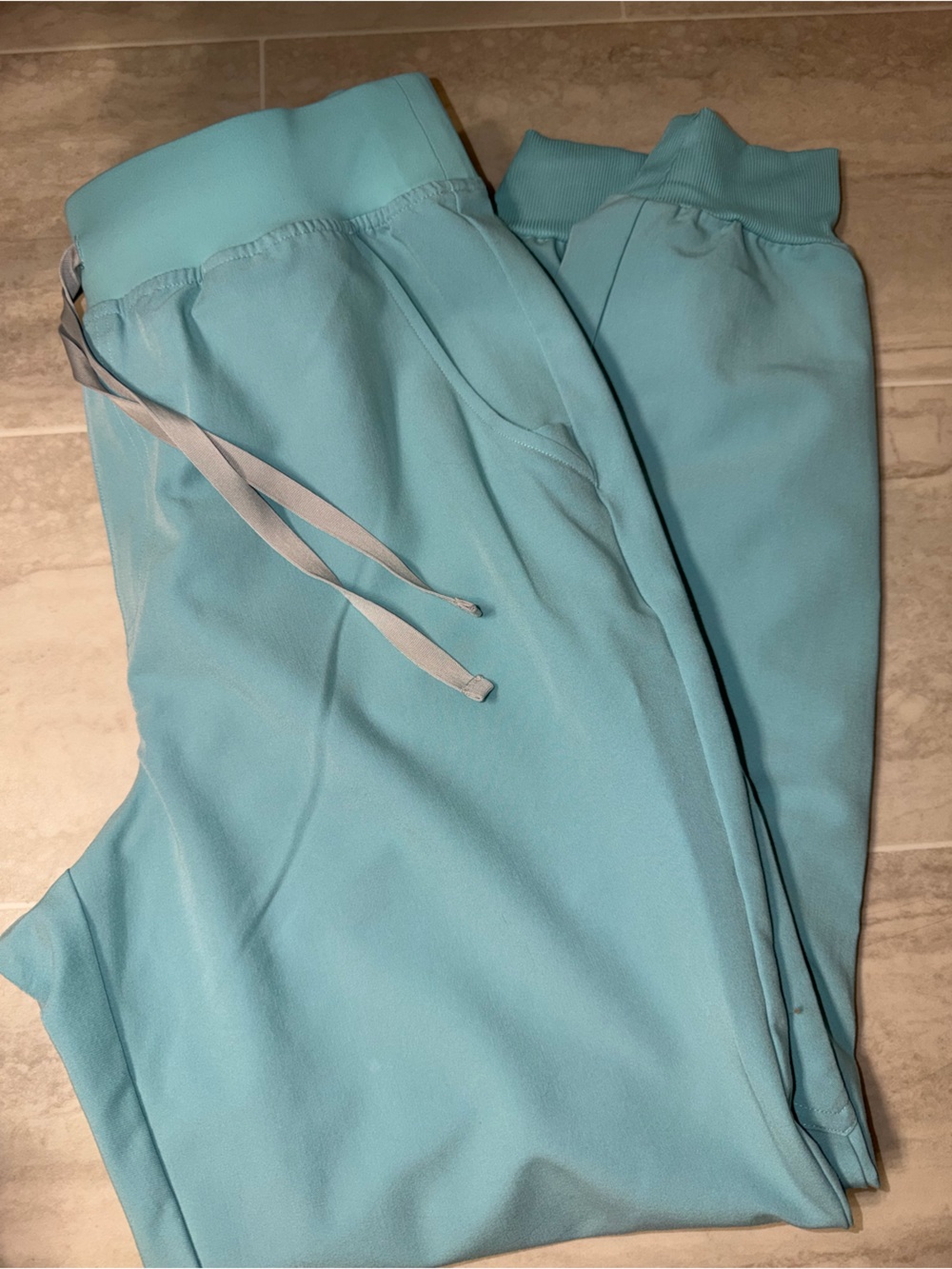 Figs joggers